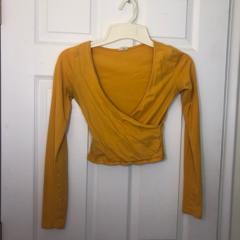 GARAGE Yellow Long Sleeve